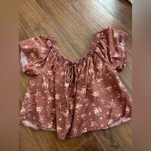 American Eagle Floral Crop Top